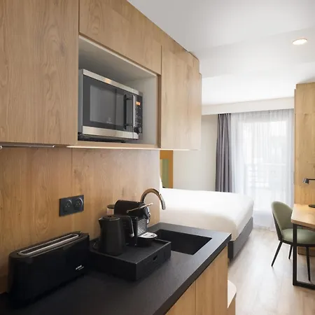 By Marriott Didot Montparnasse 4*