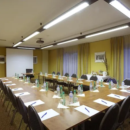 By Marriott Didot Montparnasse Paris