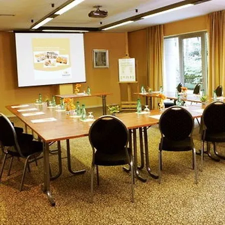 By Marriott Didot Montparnasse Hotel 4*