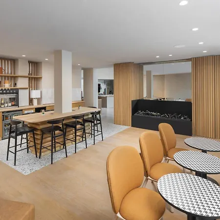 By Marriott Didot Montparnasse Hotel Paris