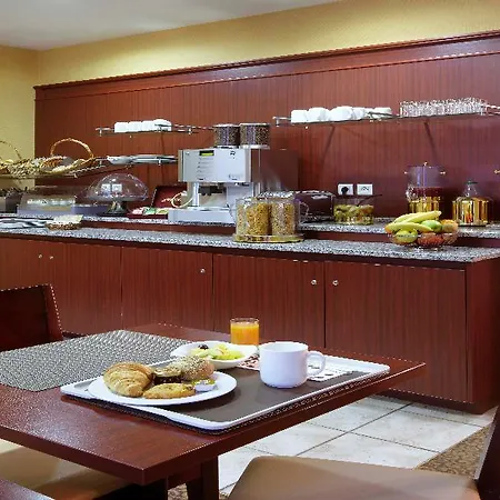 By Marriott Didot Montparnasse