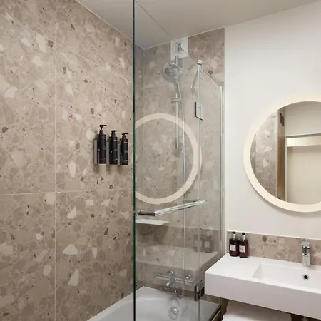 By Marriott Didot Montparnasse מלון 4*