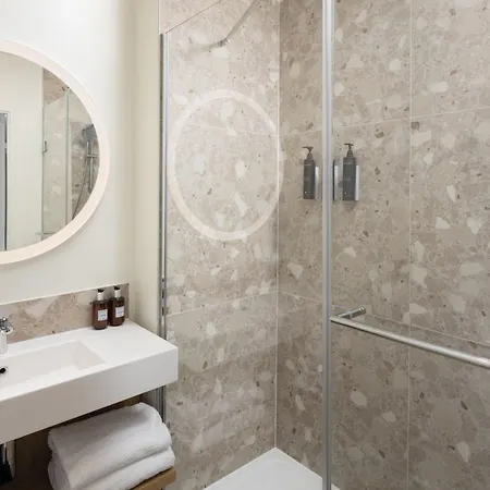 By Marriott Didot Montparnasse 4* פריז