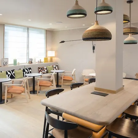 By Marriott Didot Montparnasse Hotel Paříž