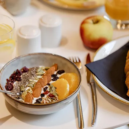 By Marriott Didot Montparnasse