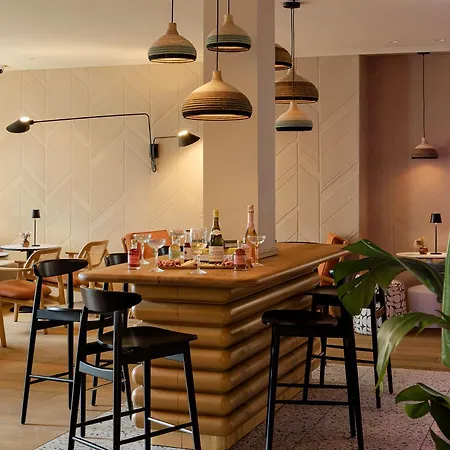 By Marriott Didot Montparnasse Hotel Paryż