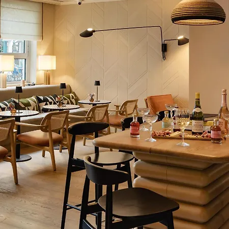By Marriott Didot Montparnasse Parijs