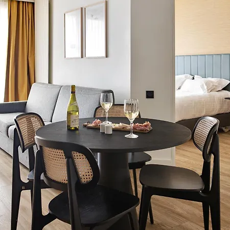 By Marriott Didot Montparnasse Hotel París
