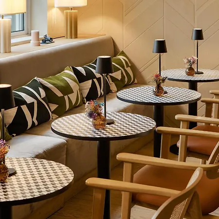 By Marriott Didot Montparnasse 4*