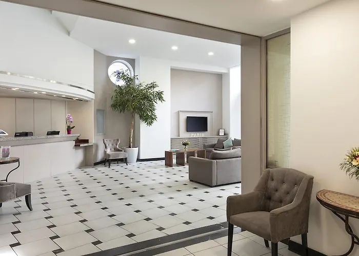 By Marriott Didot Montparnasse 4*