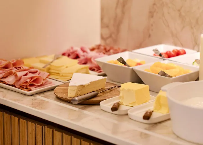 Hotel By Marriott Didot Montparnasse