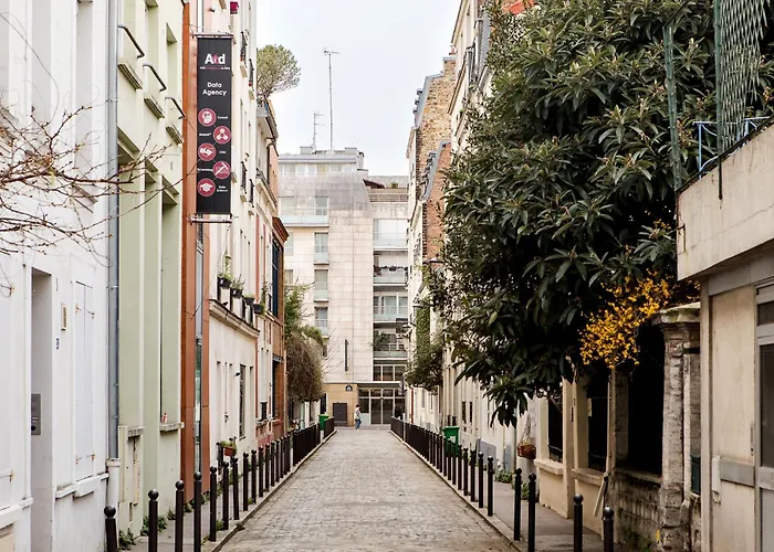 Hotel By Marriott Didot Montparnasse 4*
