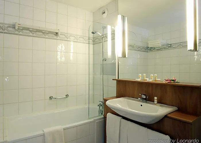 By Marriott Didot Montparnasse Hotel 4*