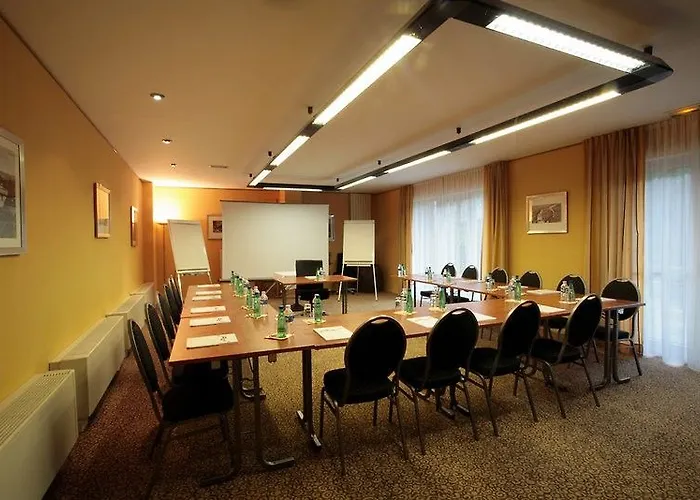 Hotel By Marriott Didot Montparnasse